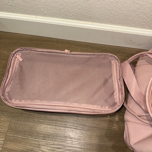 Beis Mini Weekender Convertible - Picture 6 of 9